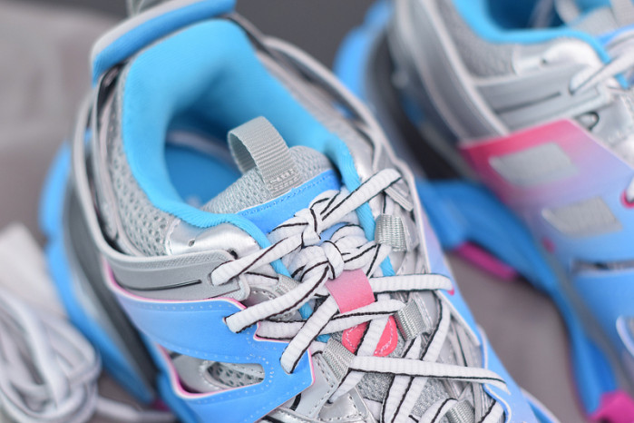 BL TRAINERS TRACK