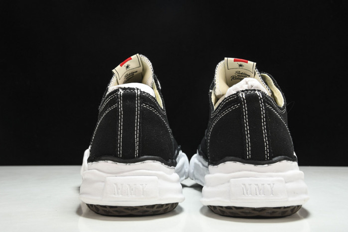 Maison Mihara Yasuhiro sneaker mmy-30