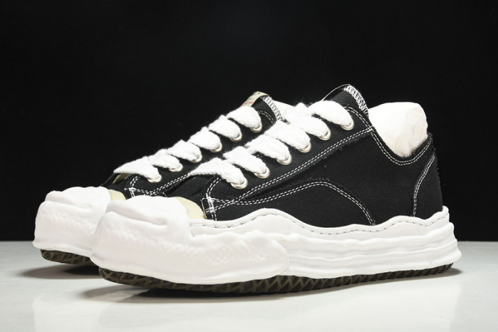 Maison Mihara Yasuhiro sneaker mmy-31