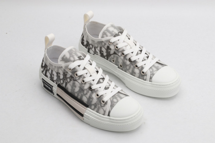 DR B23 OBLIQUE LOW TOP SNEAKER T00853H063