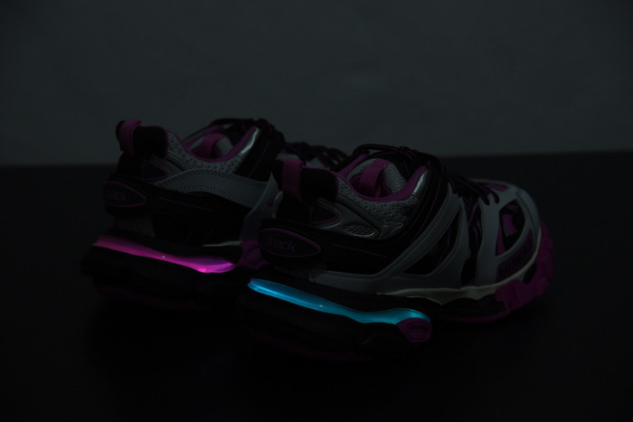 BL TRAINERS TRACK