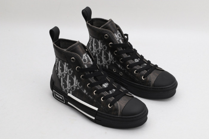DR B23 OBLIQUE TOP SNEAKER