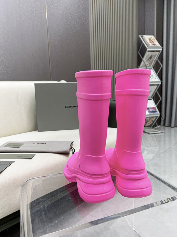 Ba*len*cia*ga x crocs chunky rubber boots