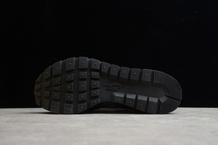 Nike Vaporwaffle sacai Black White - CV1363-001