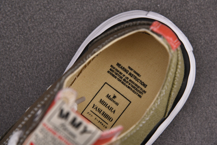 Maison Mihara Yasuhiro sneaker mmy-33