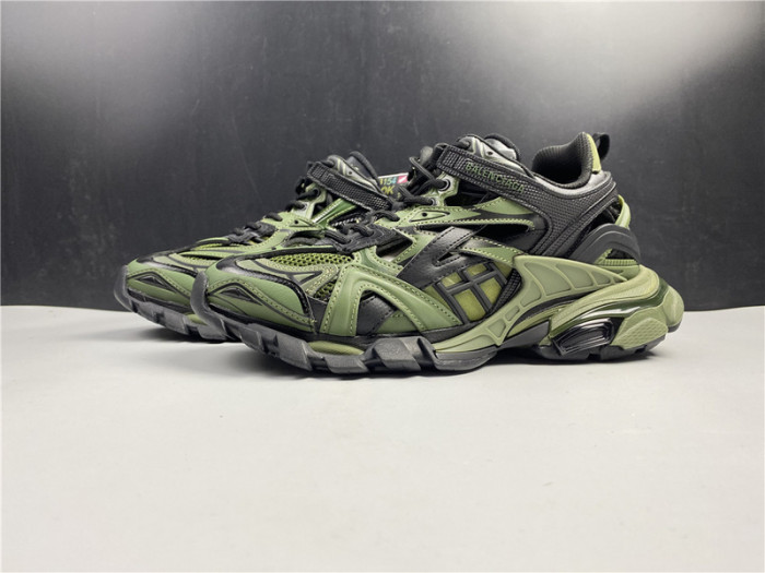 BL TRAINERS TRACK