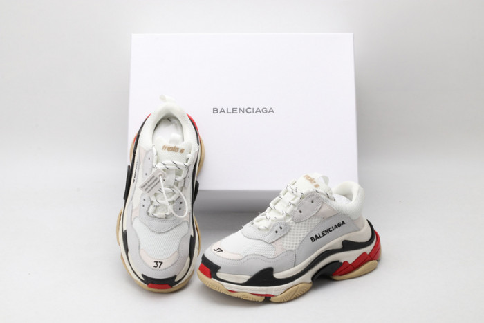 BL 17Fw Triple S Black Pink Women Sneaker 483523-W06E3-8080