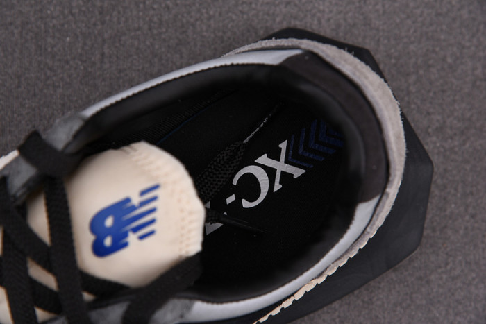 New Balance UXC72 B