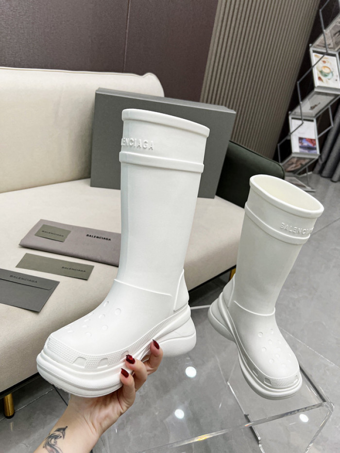 Ba*len*cia*ga x crocs chunky rubber boots