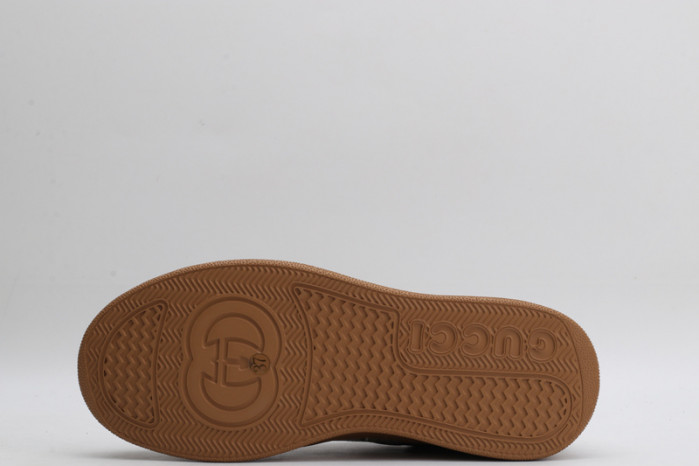 GC LOW-TOP SNEAKER