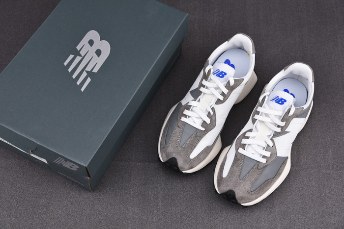 New Balance NB327G