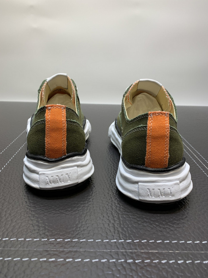 Maison Mihara Yasuhiro sneaker mmy-4
