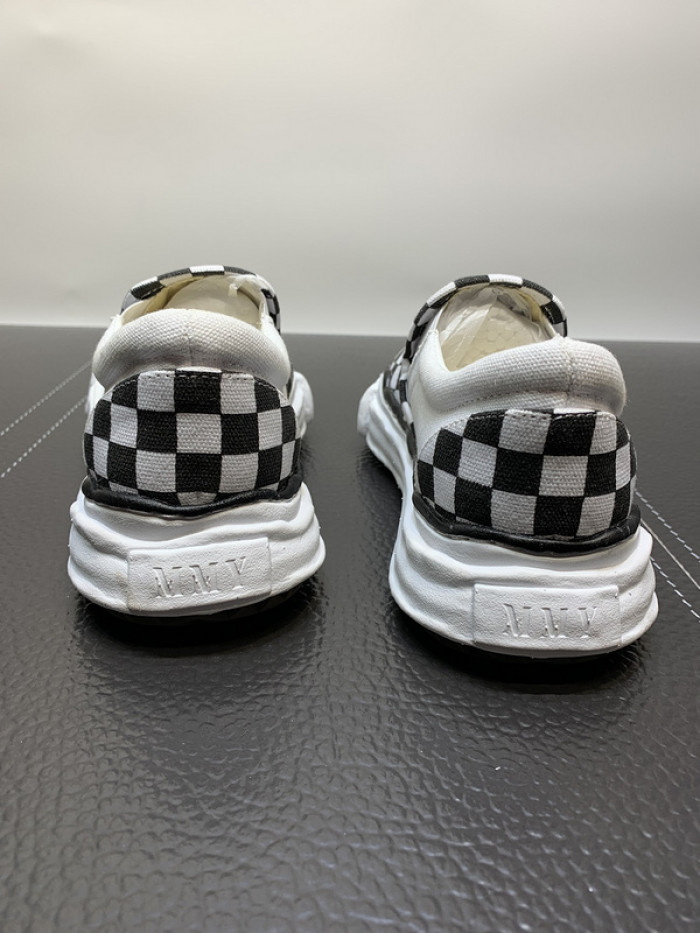 Maison Mihara Yasuhiro sneaker mmy-18