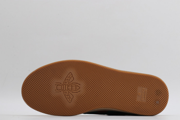GC LOW-TOP SNEAKER