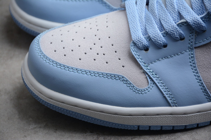 AIR JORDAN 1 LOW 