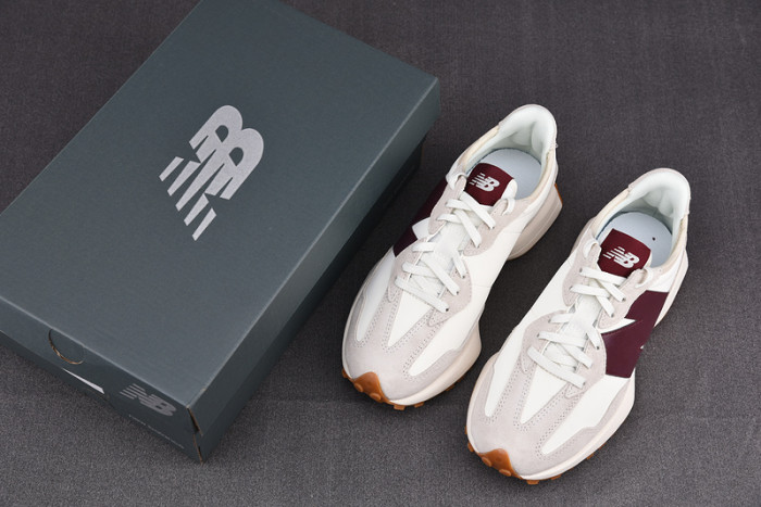 New Balance NB327H