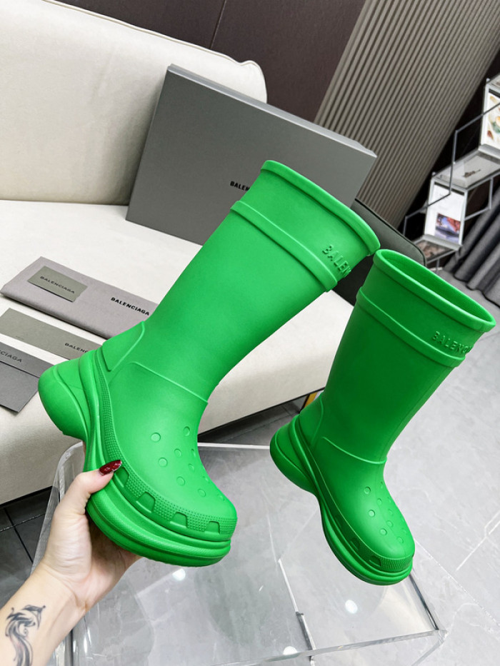 Ba*len*cia*ga x crocs chunky rubber boots