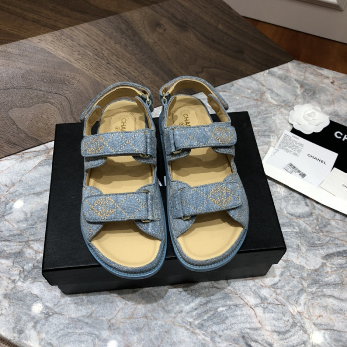 C*HANEL SLIDES C-08