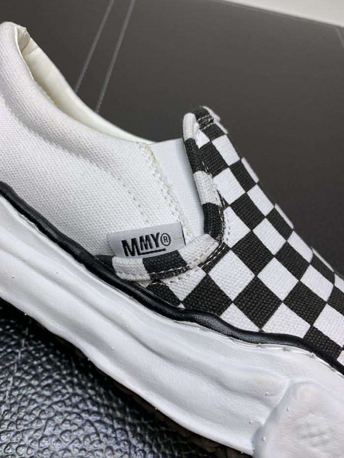 Maison Mihara Yasuhiro sneaker mmy-18
