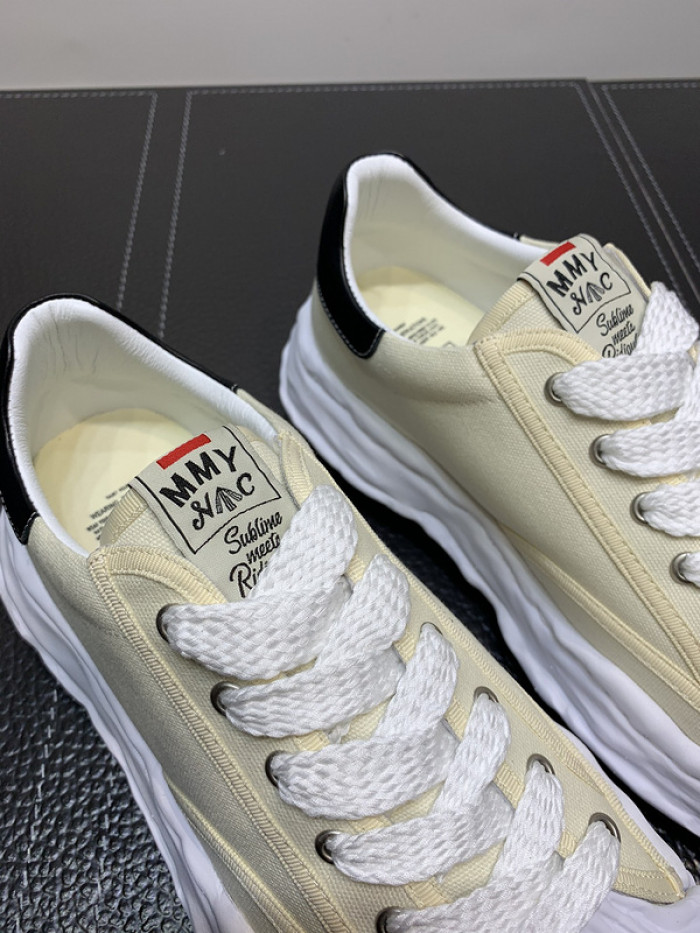 Maison Mihara Yasuhiro sneaker mmy-20