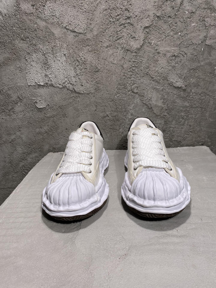 Maison Mihara Yasuhiro sneaker mmy-22