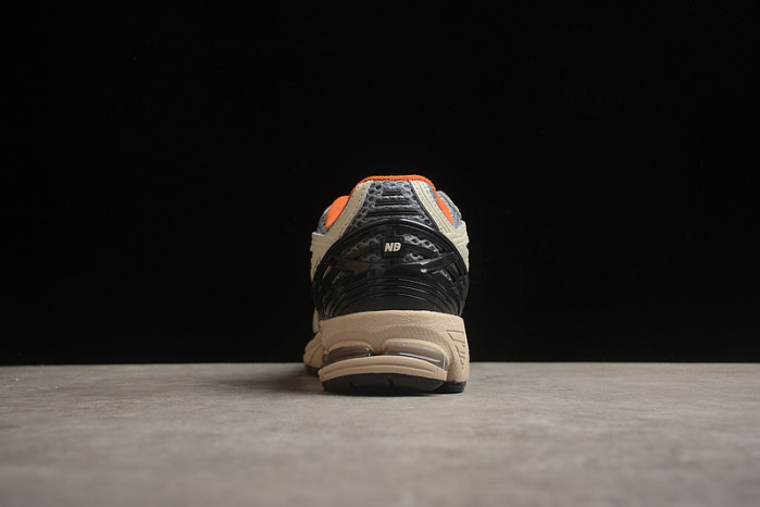 New Balance 1906R