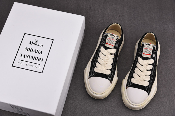 Maison Mihara Yasuhiro sneaker mmy-42