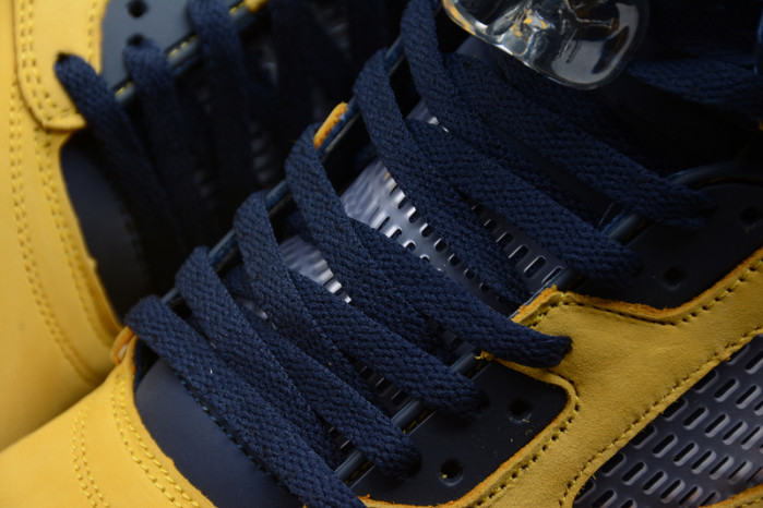 Jordan 5 Retro Michigan (2019) - CQ9541-704