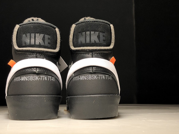 OW Nike Blazer Black AA3832-001