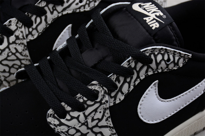AIR JORDAN 1 RETRO LOW OG 