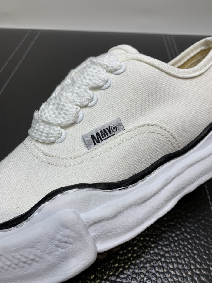 Maison Mihara Yasuhiro sneaker mmy-3