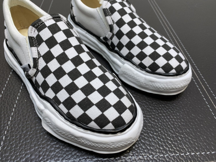 Maison Mihara Yasuhiro sneaker mmy-18