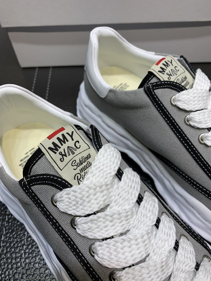 Maison Mihara Yasuhiro sneaker mmy-19