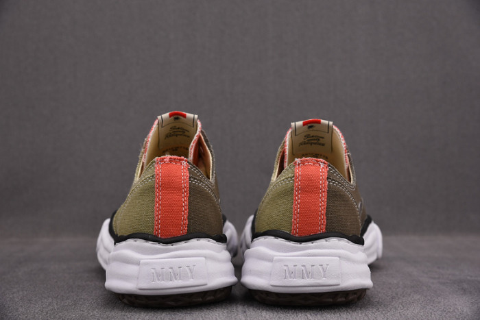 Maison Mihara Yasuhiro sneaker mmy-33
