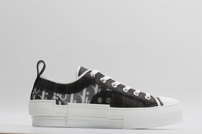 DR B23 OBLIQUE TOP SNEAKER