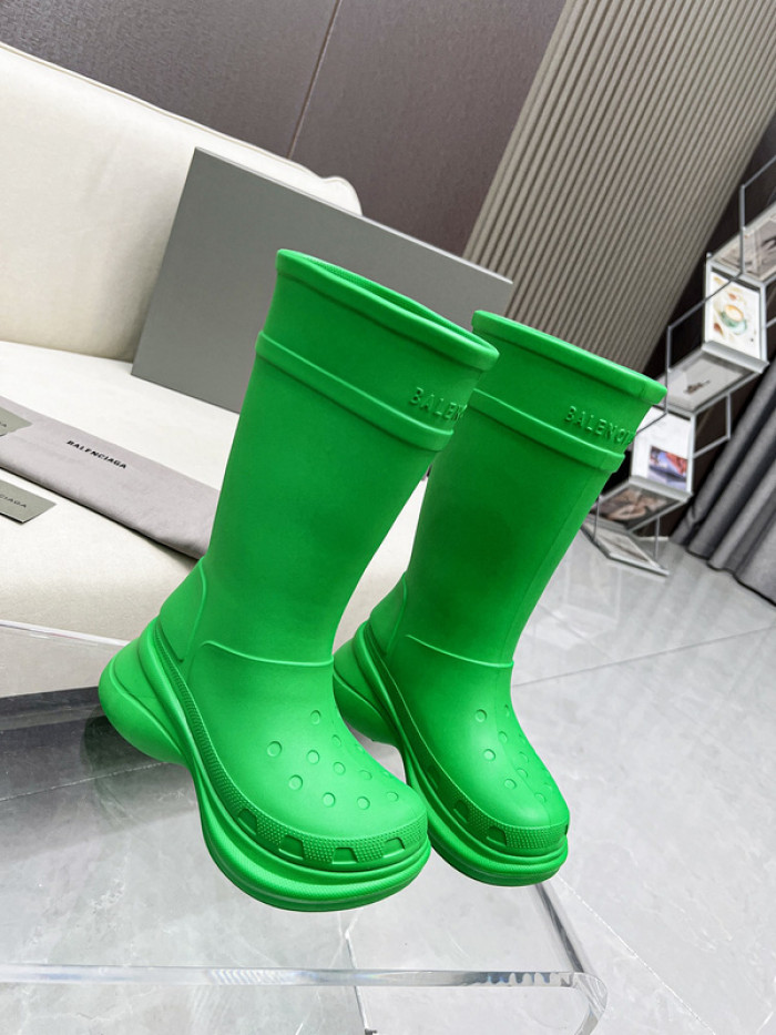 Ba*len*cia*ga x crocs chunky rubber boots