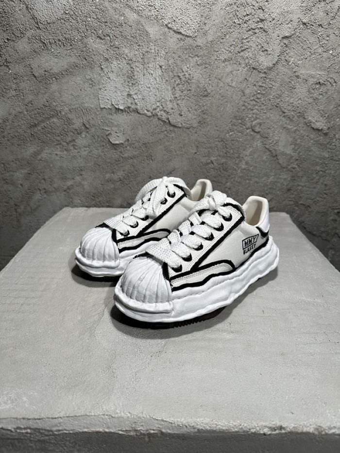 Maison Mihara Yasuhiro sneaker mmy-7