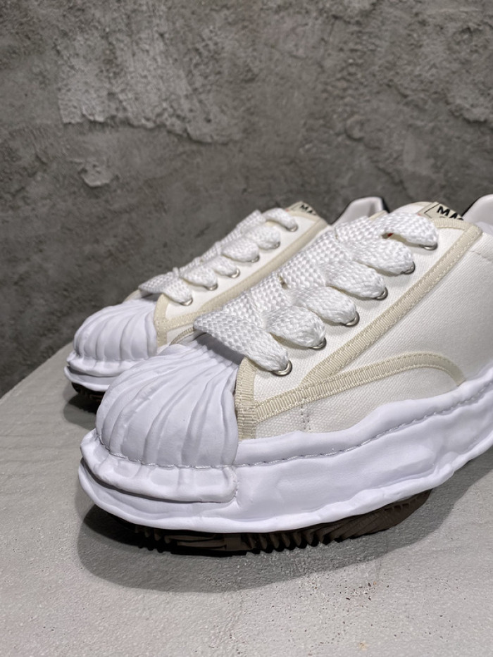 Maison Mihara Yasuhiro sneaker mmy-22