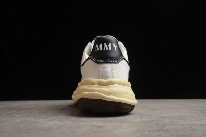 Maison Mihara Yasuhiro sneaker mmy-1
