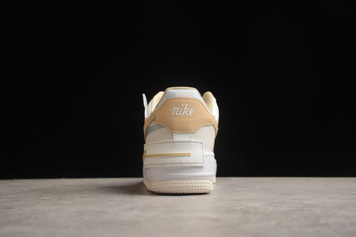 NIKE Air Force 1 Shadow 