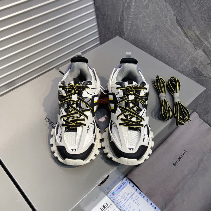 BL Track Sneaker R56
