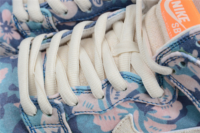 Dunk High SB 