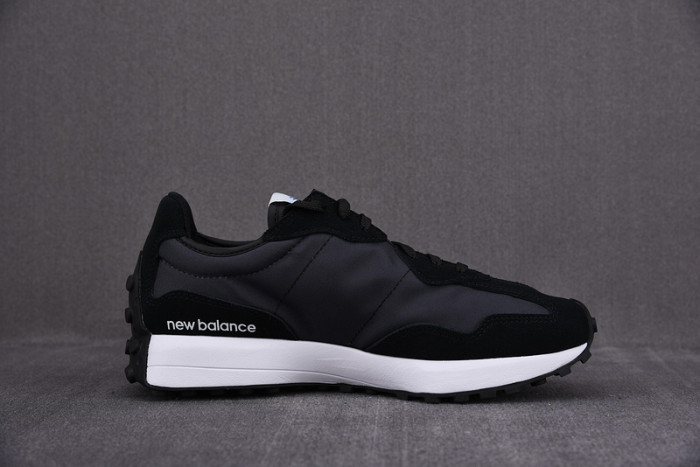 New Balance NB327C