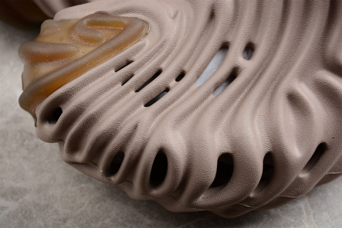 CROCS POLLEX CLOG BY SALEHE BEMBURY MENEMSHA 207393-195