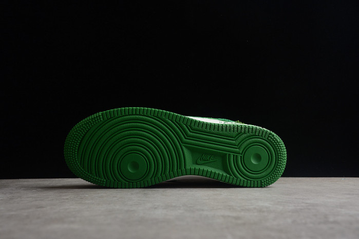 LV X NIKE AIR FORCE SNEAKER LK0226