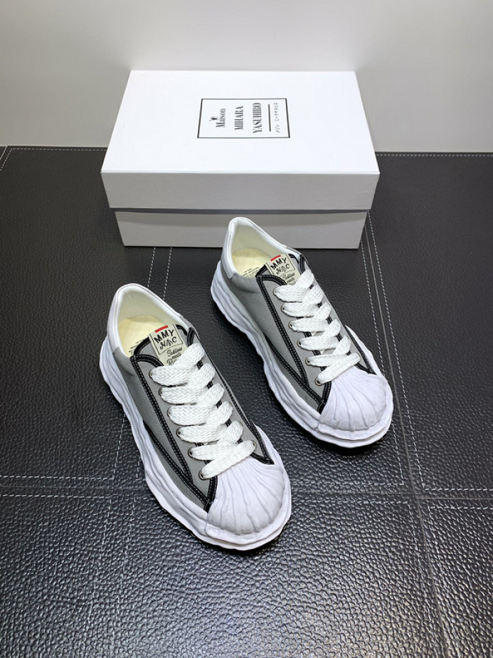 Maison Mihara Yasuhiro sneaker mmy-19
