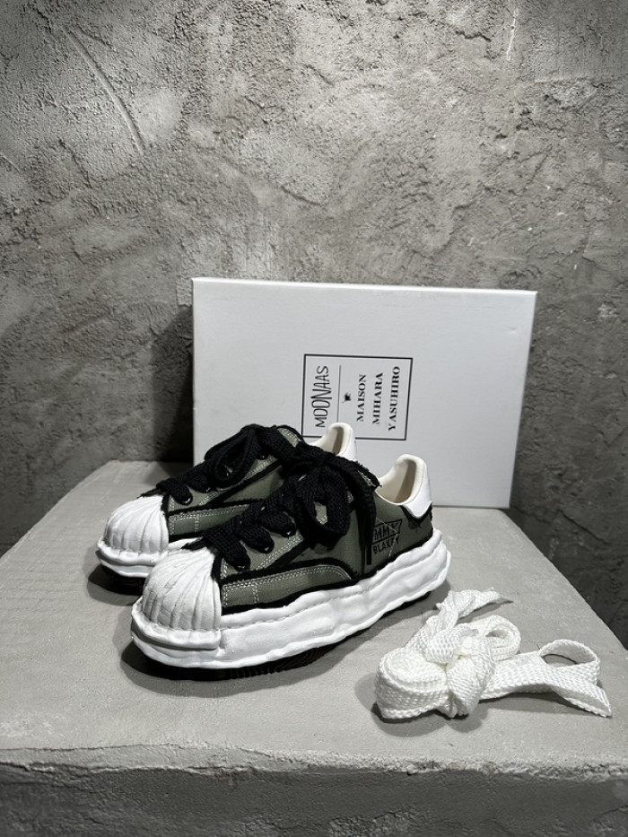 Maison Mihara Yasuhiro sneaker mmy-6