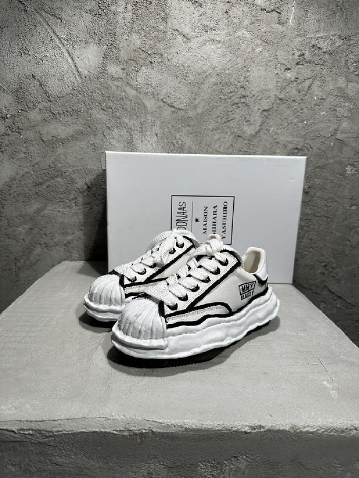 Maison Mihara Yasuhiro sneaker mmy-7