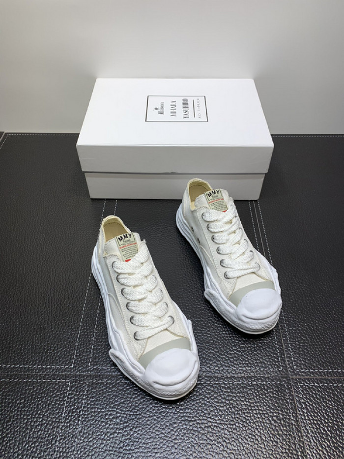 Maison Mihara Yasuhiro sneaker mmy-11