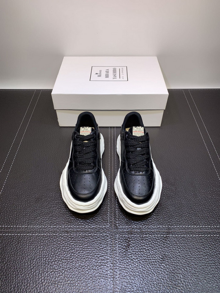 Maison Mihara Yasuhiro sneaker mmy-16